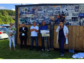 Inauguration de la fresque des 40 ans du Fc Toutainville sur notre Club House.